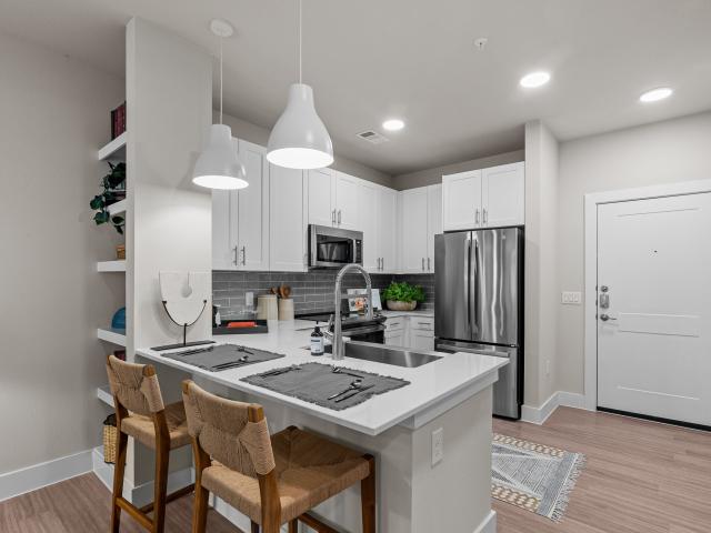 1 BR, 1 BA Apartment 250 North Village Drive Unit 3111, Webster, TX 77598