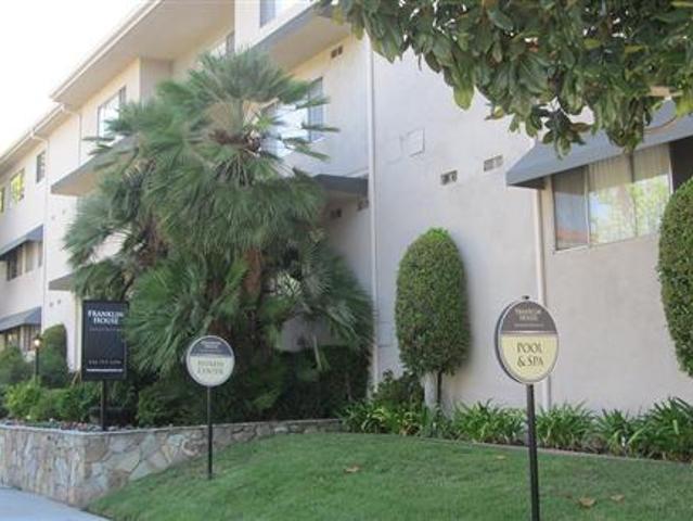 1 BR, 1 BA Apartment 250 South Oak Knoll Avenue Unit 210, Pasadena, CA 91101