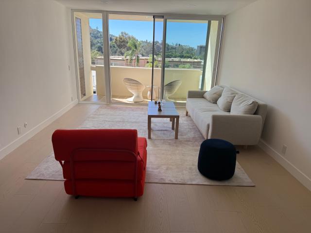 1 BR, 1 BA Apartment 2510 Torrey Pines Rd La Jolla, CA 92037
