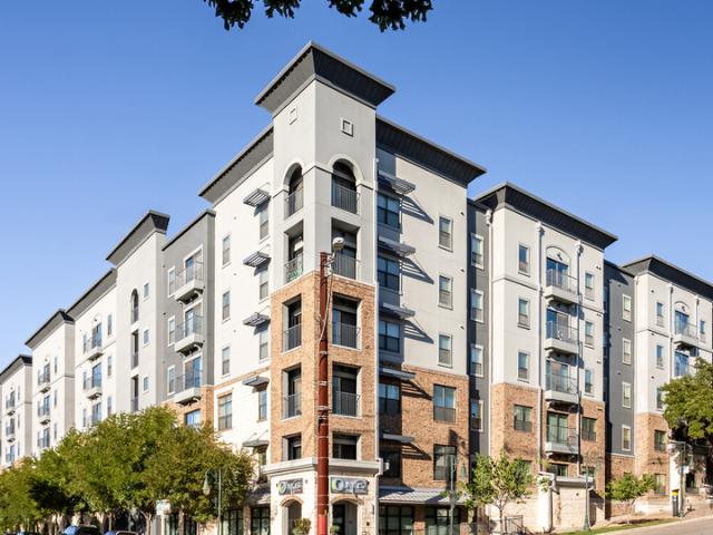 1 BR, 1 BA Apartment 2511 Longview St, Austin, TX 78705