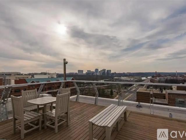 1 BR, 1 BA Apartment 2515 K Street Northwest, Unit 809, Washington, DC 20037