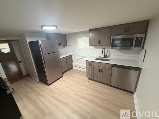 1 BR, 1 BA Apartment 2516 Schrage Ave, Unit 1, Whiting, IN 46394