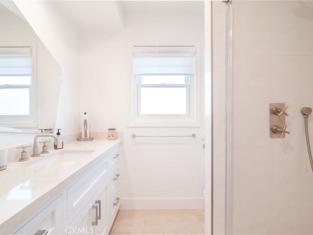 1 BR, 1 BA Apartment 251 Lower Cliff Drive, Laguna Beach, CA 92651