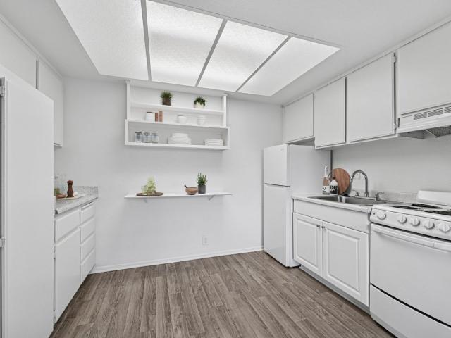 1 BR, 1 BA Apartment 251 South Walnut Avenue Unit 043, San Dimas, CA 91773