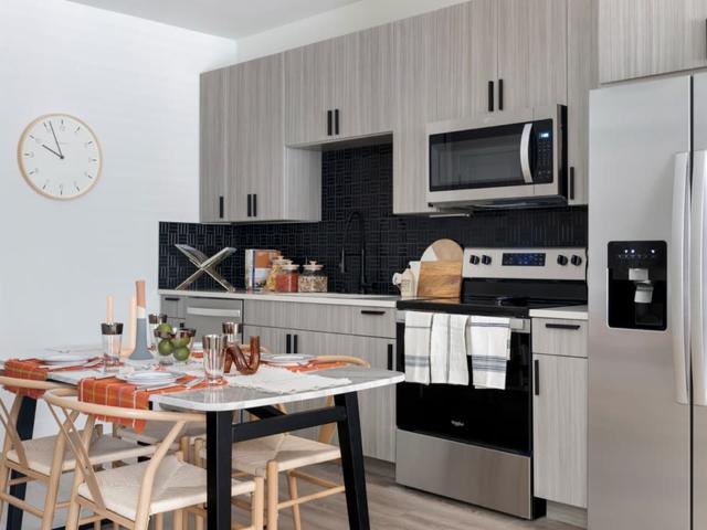 1 BR, 1 BA Apartment 2520 Washington Avenue Unit 101, Houston, TX 77007