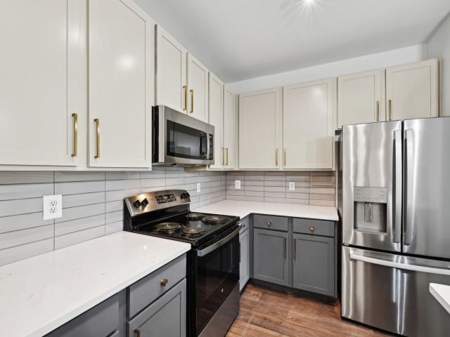 1 BR, 1 BA Apartment 2526 Business Center Drive Unit 738, Pearland, TX 77584