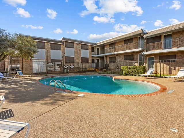 1 BR, 1 BA Apartment 2538 Bahama Drive Unit 232, Dallas, TX 75211