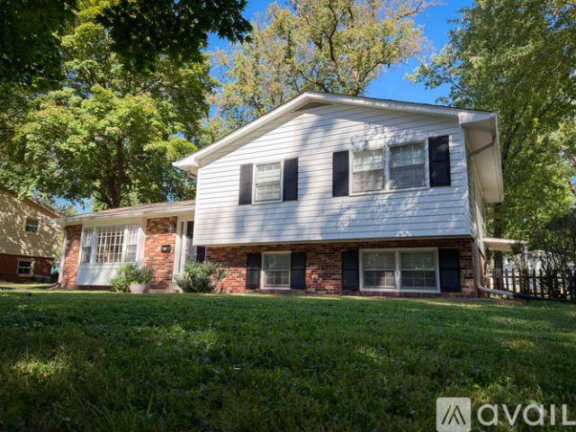 1 BR, 1 BA Apartment 2541 Hillsman St, Falls Church, VA 22043