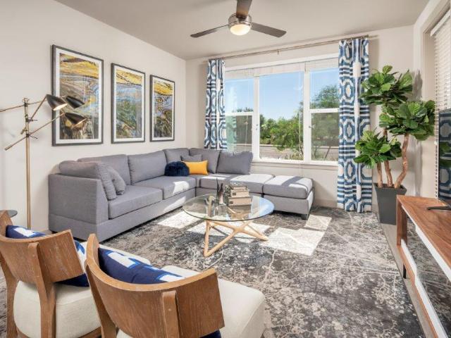 1 BR, 1 BA Apartment 2550 S San Tan Village Pkwy Unit 4067, Gilbert, AZ 85295