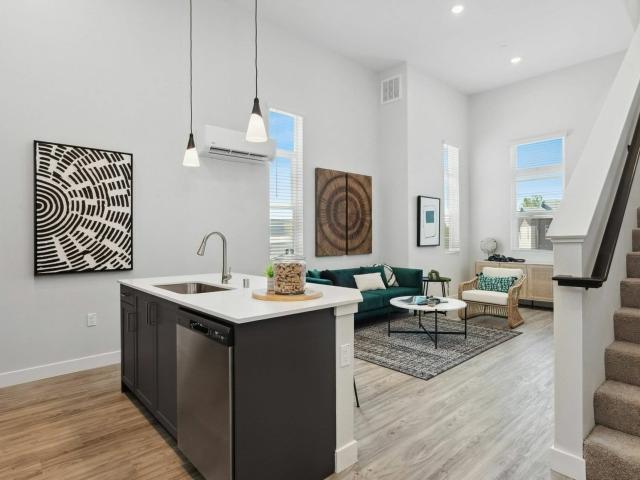1 BR, 1 BA Apartment 2570 3rd Street Unit 1095, Sacramento, CA 95818