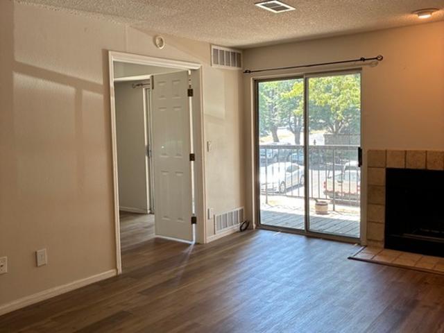 1 BR, 1 BA Apartment 2575 South Syracuse Way, Unit D203, Denver, CO 80231
