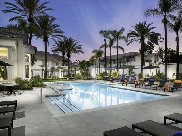 1 BR, 1 BA Apartment 2598 Associated Road Unit 14, Fullerton, CA 92835