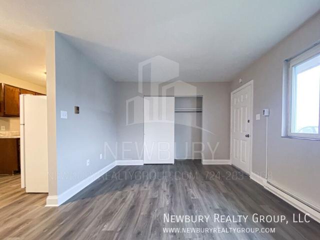1 BR, 1 BA Apartment 25 Sunbury Estates, Butler, PA 16001