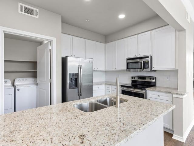 1 BR, 1 BA Apartment 25 Waters Edge Circle Unit 1135, Georgetown, TX 78626