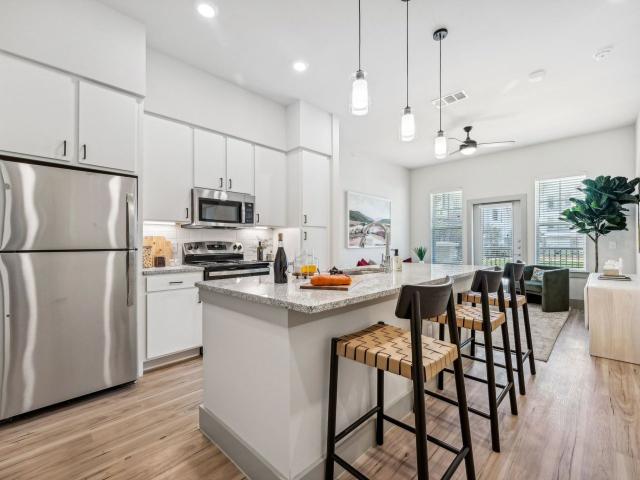 1 BR, 1 BA Apartment 260 Park Place Boulevard Unit 4201, Waxahachie, TX 75165