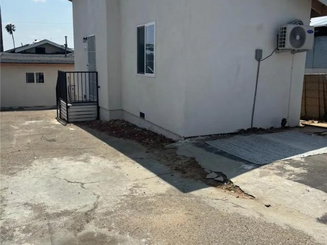 1 BR, 1 BA Apartment 2621 East Michigan Avenue, Los Angeles, CA 90033