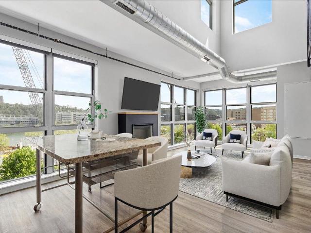 1 BR, 1 BA Apartment 2626 South Tunnel Blvd Unit 0 545, Pittsburgh, PA 15203