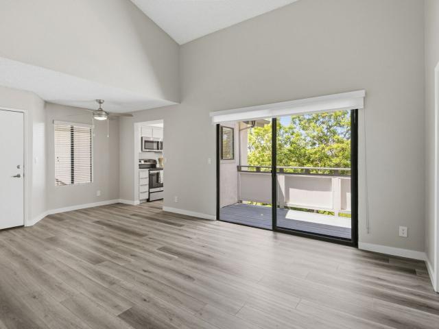 1 BR, 1 BA Apartment 26356 Vintage Woods Road Unit 11J, Lake Forest, CA 92630