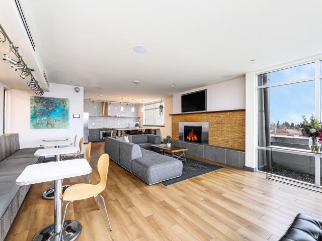 1 BR, 1 BA Apartment 2641 42nd Avenue Southwest Unit 0304, Seattle, WA 98116