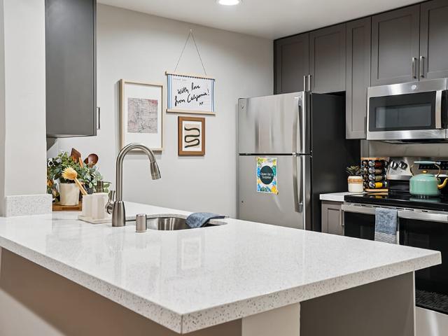 1 BR, 1 BA Apartment 265 South Arroyo Parkway Unit 2 507, Pasadena, CA 91105