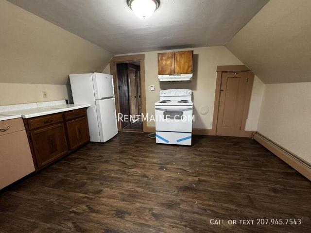 1 BR, 1 BA Apartment 26 Waterville Rd. Apt Skowhegan, ME 04976