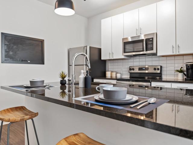 1 BR, 1 BA Apartment 2705 Mcgee Trafficway Unit 3 3306, Kansas City, MO 64108