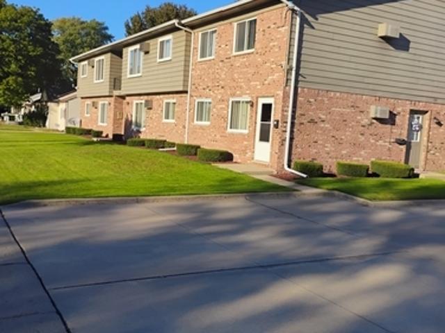 1 BR, 1 BA Apartment 27060 Grandmont, Unit 13, Roseville, MI 48066