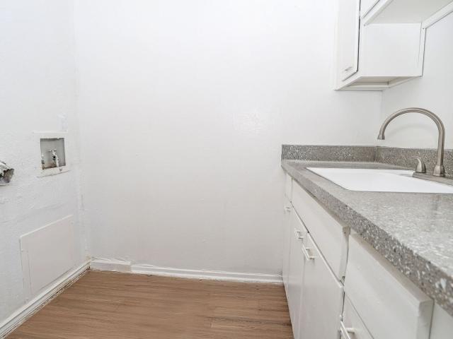 1 BR, 1 BA Apartment 2706 Cookscreek Place Unit 14239 160, Dallas, TX 75234