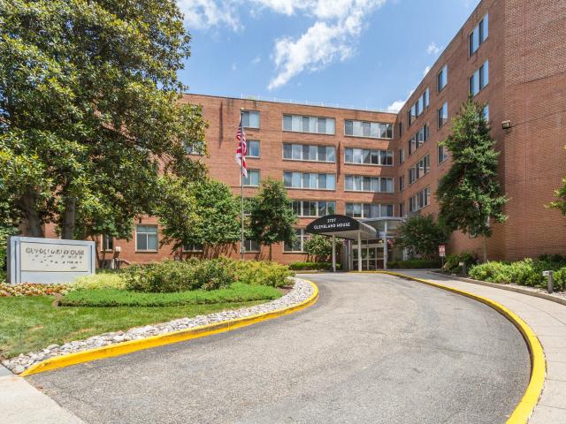 1 BR, 1 BA Apartment 2727 29th St NW Unit 113, Washington, DC 20008