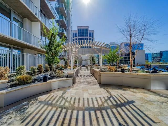 1 BR, 1 BA Apartment 2728 McKinnon St, Dallas, TX 75201