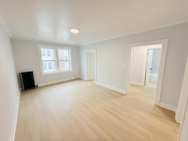 1 BR, 1 BA Apartment 277 Curry Ave, Windsor, ON N9B 2B4