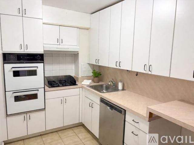 1 BR, 1 BA Apartment 275 Bay 37th Street, Unit 1A, Brooklyn, NY 11214