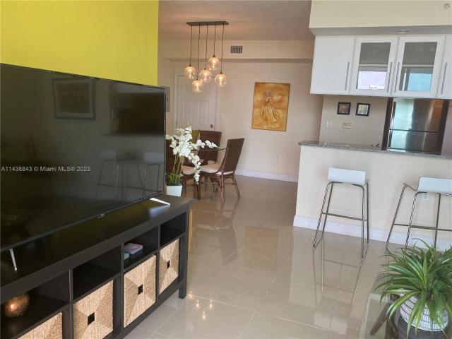 1 BR, 1 BA Apartment 275 Northeast 18th St, Miami, FL 33132