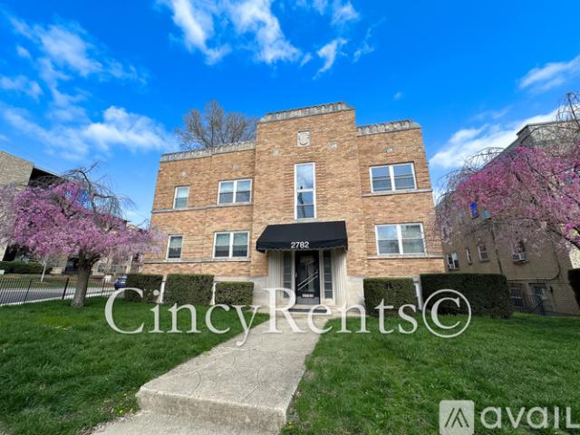 1 BR, 1 BA Apartment 2782 Observatory Ave, Unit 1, Cincinnati, OH 45208