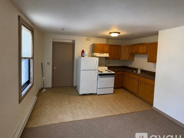 1 BR, 1 BA Apartment 279 N Main St, Unit 8, Winchester, CT 06098