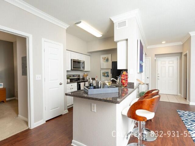 1 BR, 1 BA Apartment 2800 Wilcrest Dr, Houston, TX 77042