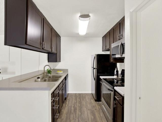 1 BR, 1 BA Apartment 28085 Whites Canyon Road Unit 128, Canyon Country, CA 91351