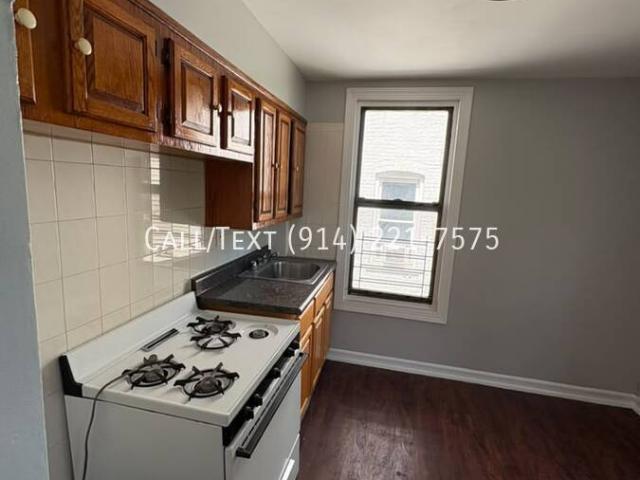 1 BR, 1 BA Apartment 280 Hawthorne Ave, Yonkers, NY 10705