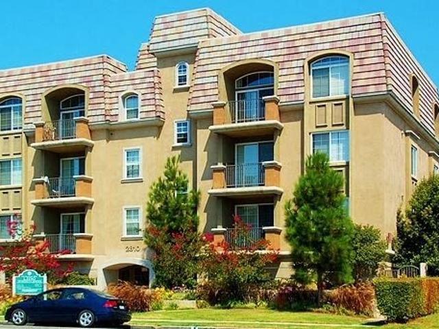 1 BR, 1 BA Apartment 2810 S. Sepulveda Blvd Unit 104, Los Angeles, CA 90064