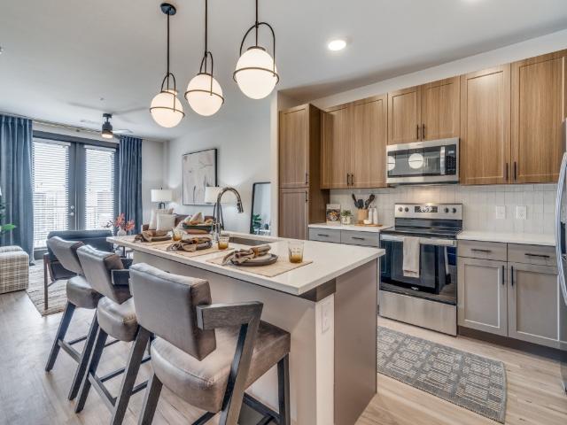1 BR, 1 BA Apartment 2811 South Cooper Street Unit 2407, Arlington, TX 76015