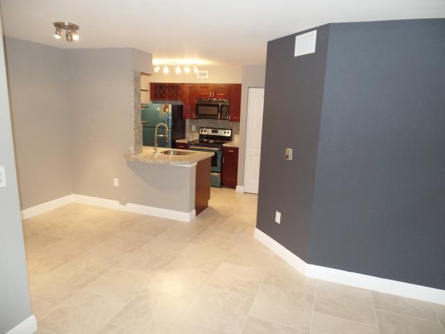 1 BR, 1 BA Apartment 2820 N Oakland Forest Dr, Fort Lauderdale, FL 33309