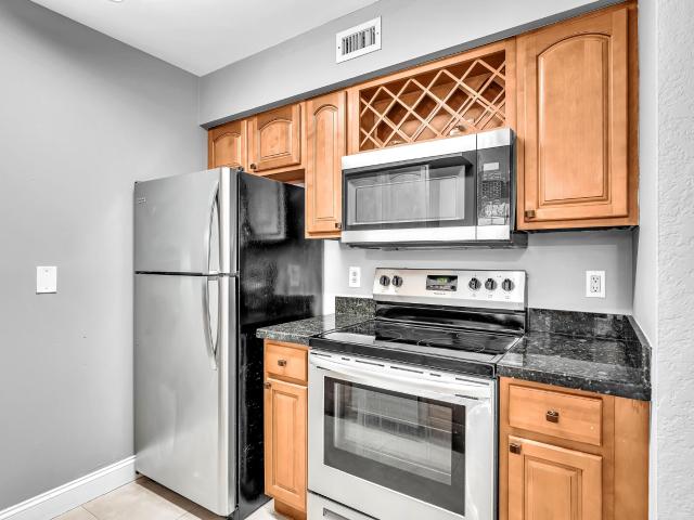 1 BR, 1 BA Apartment 2820 North Oakland Forest Drive 1, Fort Lauderdale, FL 33309
