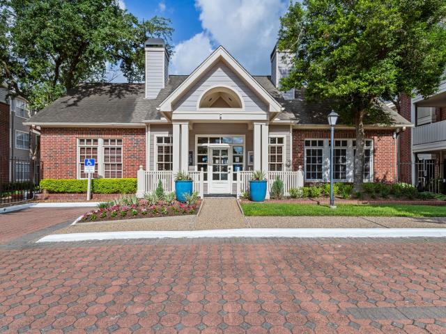 1 BR, 1 BA Apartment 2828 Greenbriar Drive Unit 1306, Houston, TX 77098
