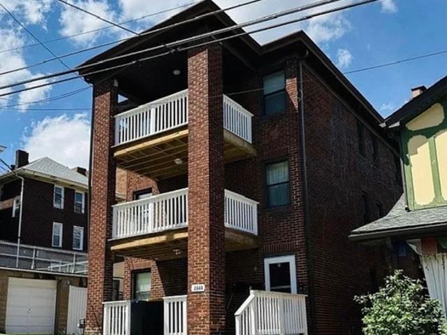 1 BR, 1 BA Apartment 2844 Louisiana Avenue, Unit 3, Dormont, PA 15216