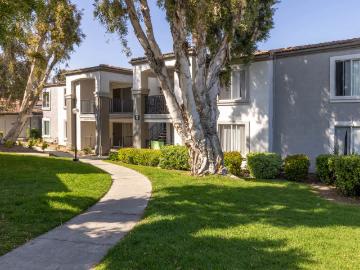 1 BR, 1 BA Apartment 2851 Bedford Lane Unit 17, Chino Hills, CA 91709