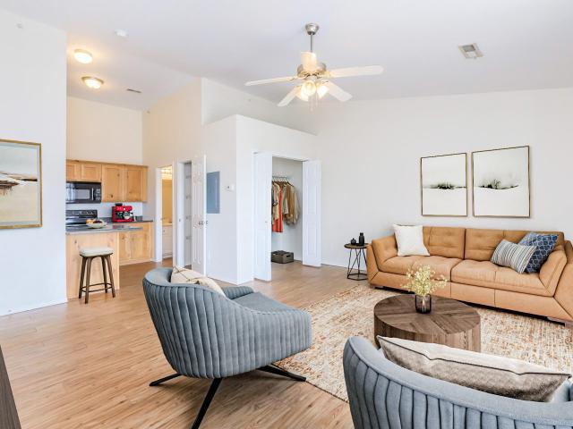 1 BR, 1 BA Apartment 2861 S Nettleton Ave Unit 203, Springfield, MO 65807