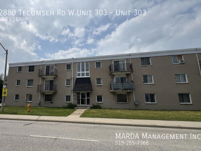 1 BR, 1 BA Apartment 2880 Tecumseh Rd W Unit 303, Windsor, ON N9C 2B4