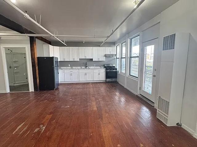 1 BR, 1 BA Apartment 2889 Ford Street, Oakland, CA 94601