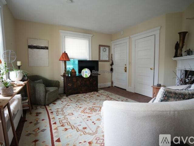 1 BR, 1 BA Apartment 293 Nahant Rd, Unit 3, Nahant Rd, MA 01908
