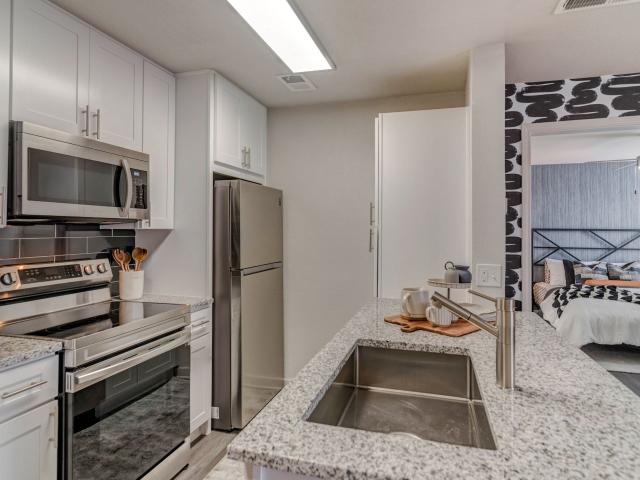 1 BR, 1 BA Apartment 2900 Harwood Rd Unit D207, Bedford, TX 76021